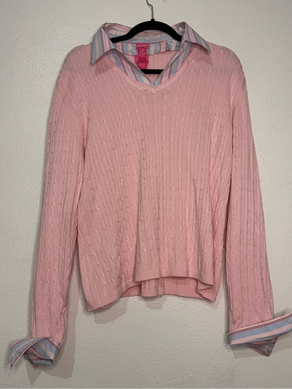 Du Jour Pink V-Neck Sweater with detachable cotton-blend collar & cuffs. Sz XL